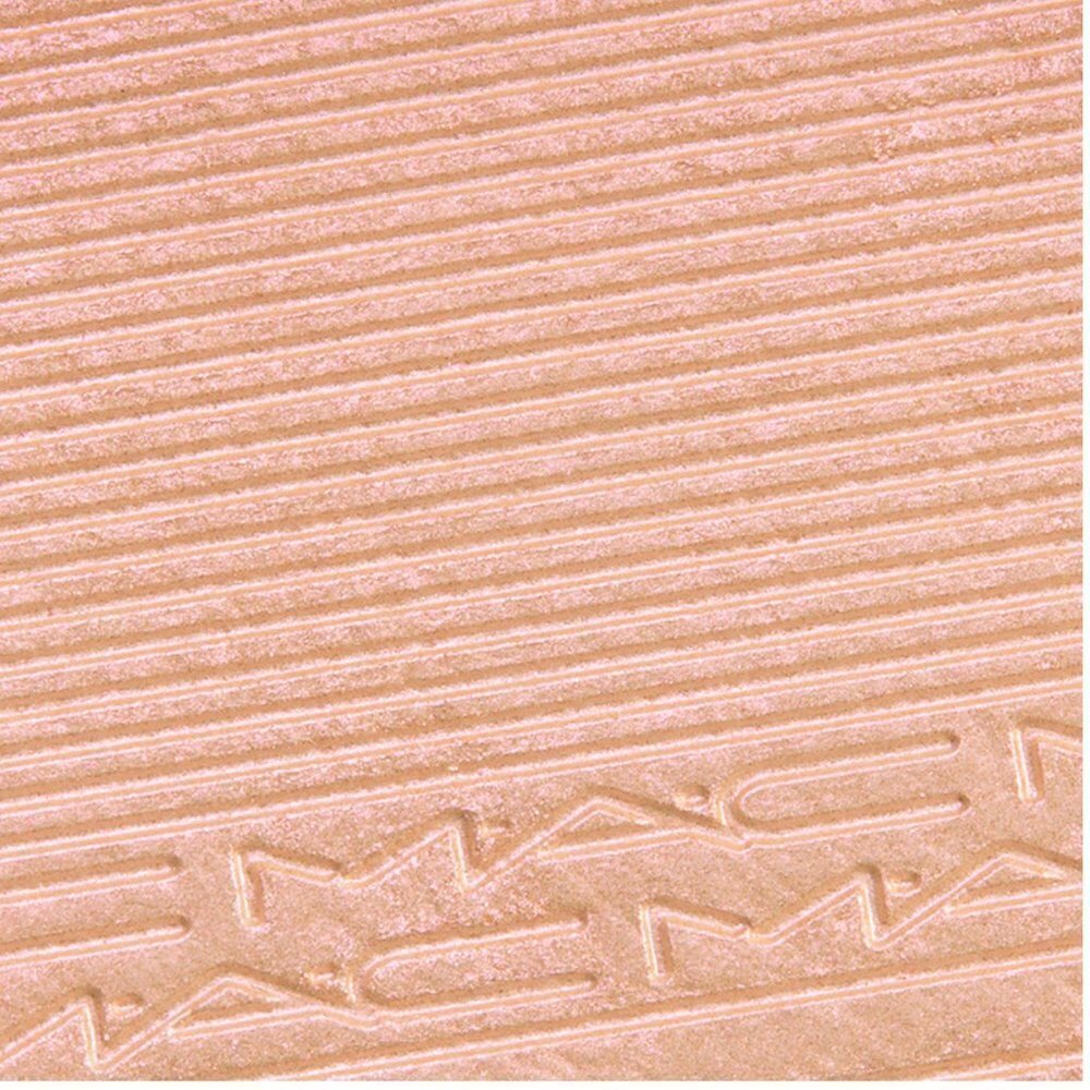 MAC Cosmetics extra dimension skinfinish -show gold - Picture 8 of 8